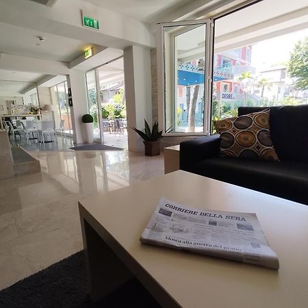 Hotel Desire' Riccione Kültér fotó