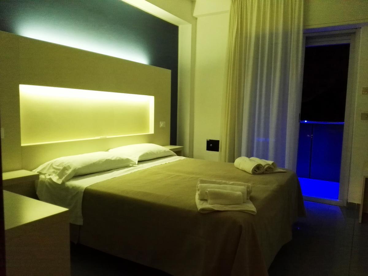Hotel Desire' Riccione Kültér fotó