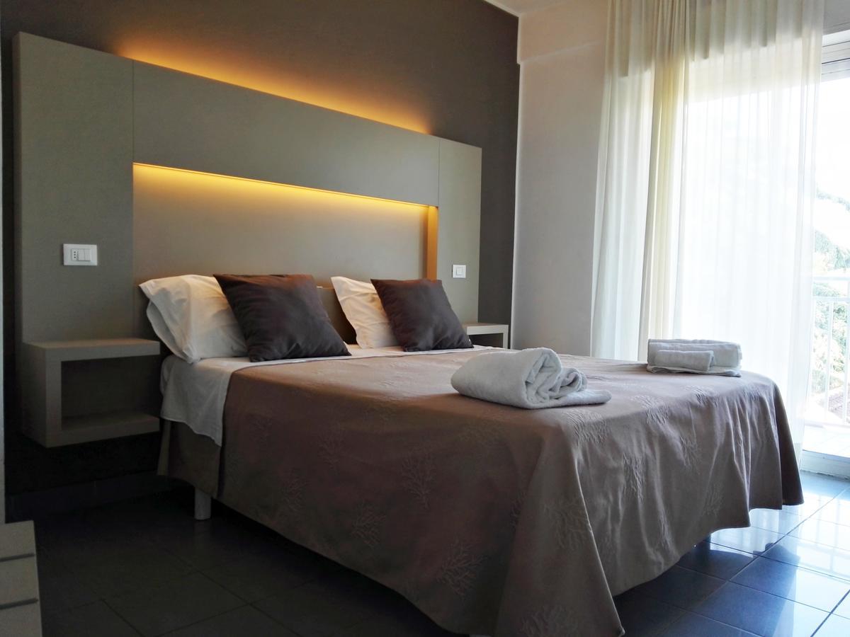 Hotel Desire' Riccione Kültér fotó